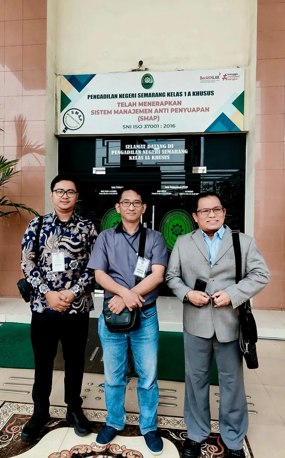 Advokat2 LBH-BYN beracara di Pengadilan Negeri Semarang dengan nomor perkara 261/Pdt.G/2026/PN.Smg..