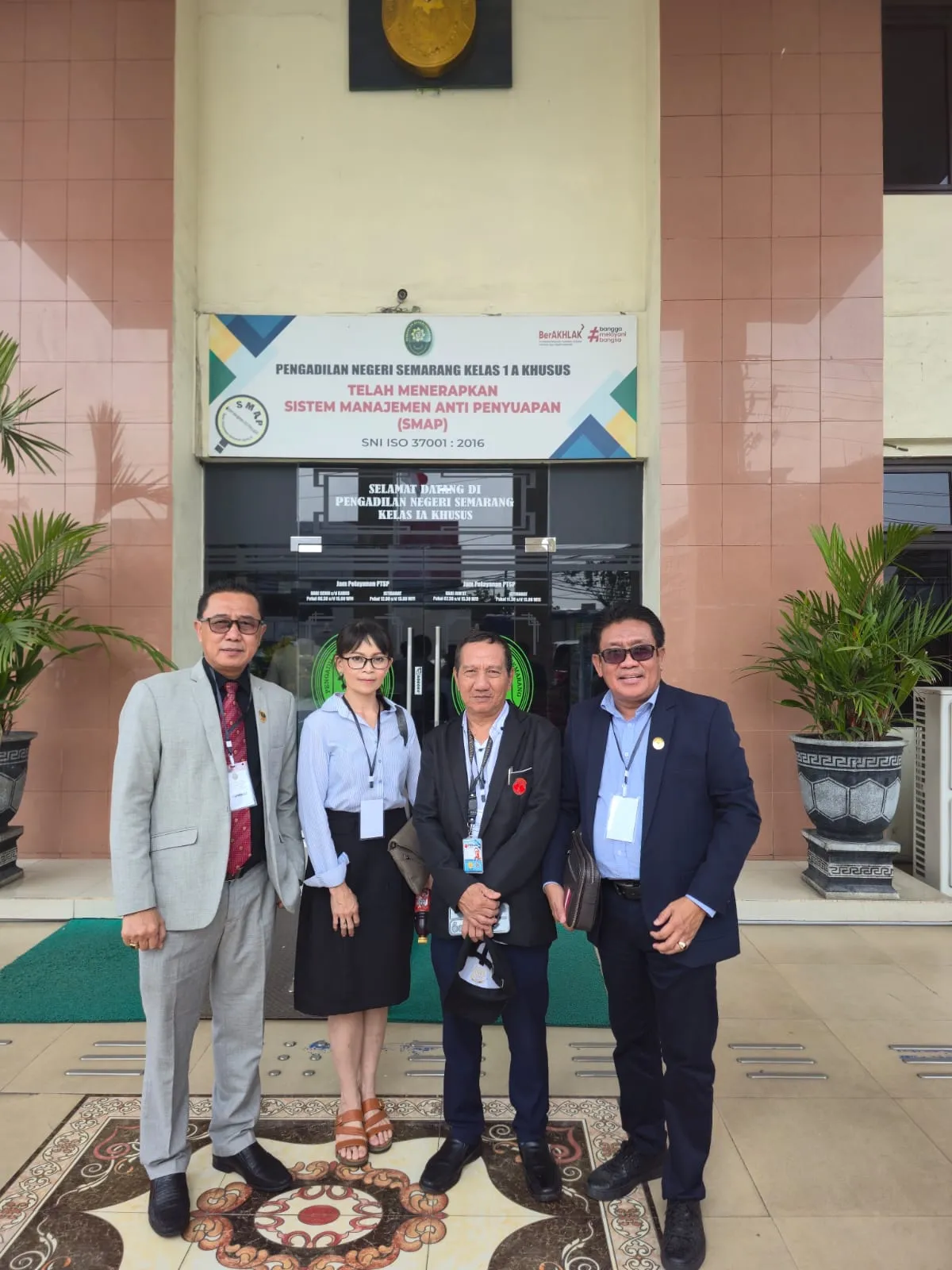 Advokat2 LBH-BYN beracara di Pengadilan Negeri Semarang dengan nomor perkara 261/Pdt.G/2026/PN.Smg..